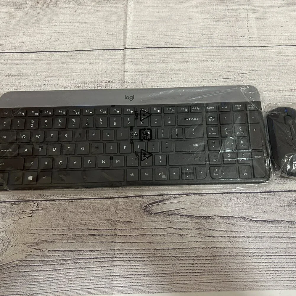Logitech MK470 Slim Wireless Keyboard and Mouse Combo